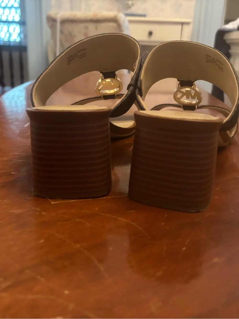 Michael Kors sz 9 Brown & Tan Monogram Logo Slide Sandals chunk heel MK Charm